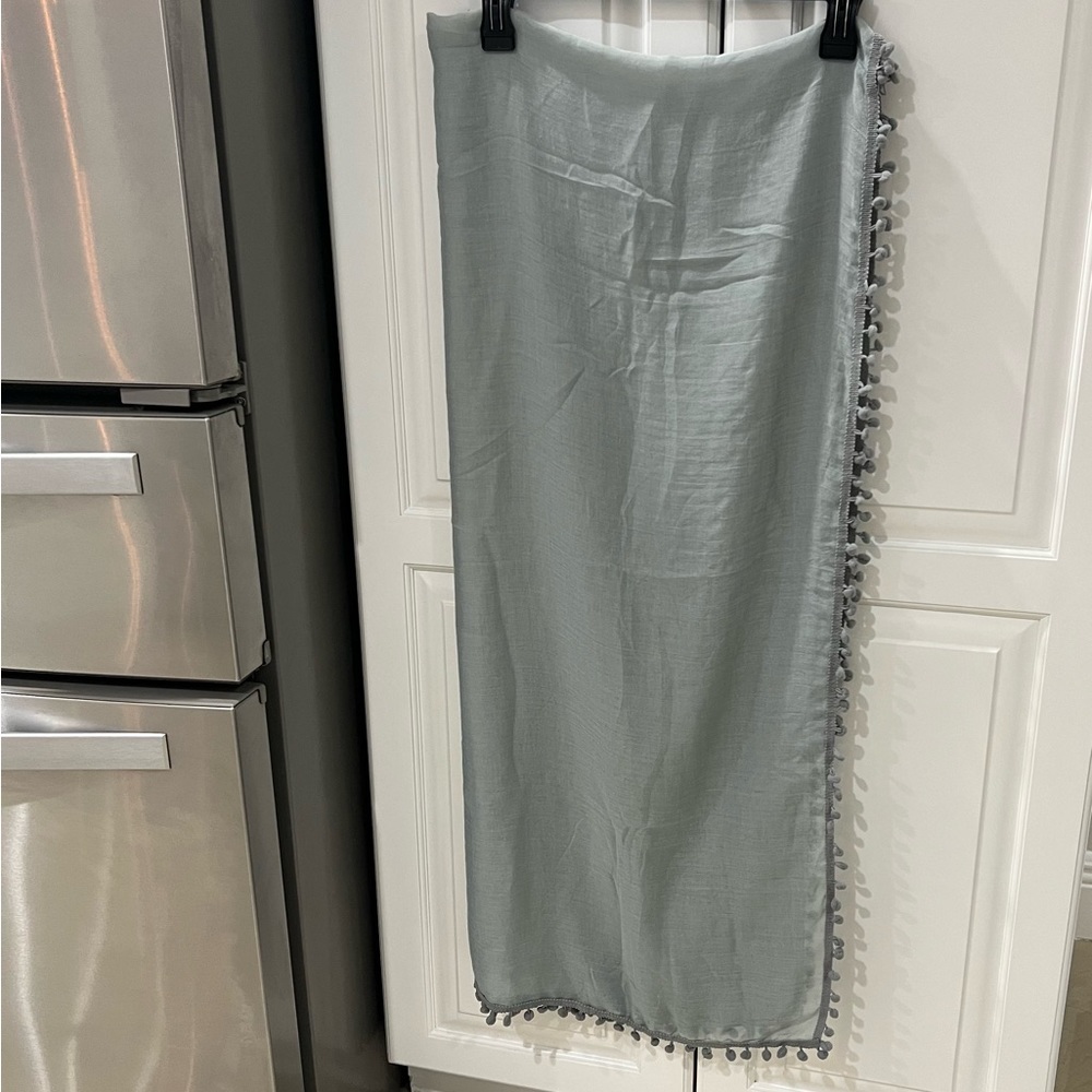 🔴 Women's Tasseled Sarong Cover-Up Scarf